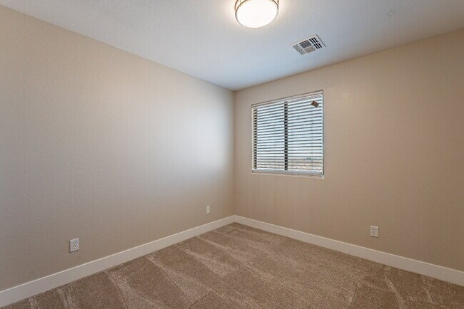 Building Photo - 7599 W Springfield Wy