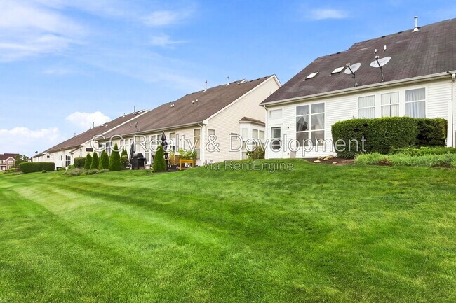 Building Photo - 8026 Bluestem Ave