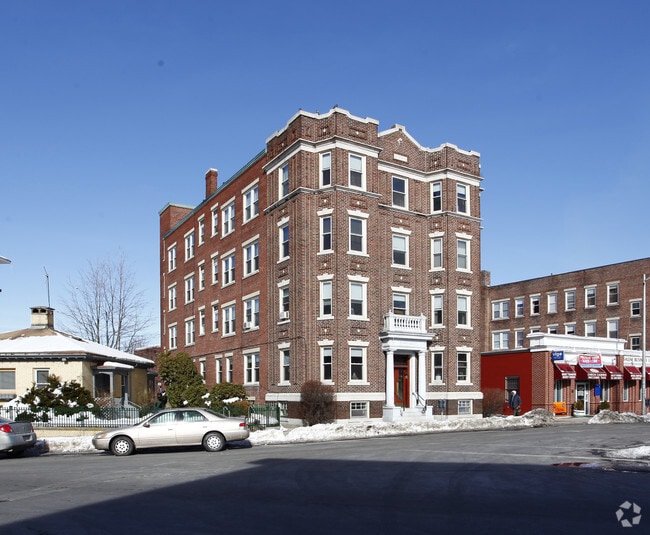 Building Photo - Historic 1 Harbor St