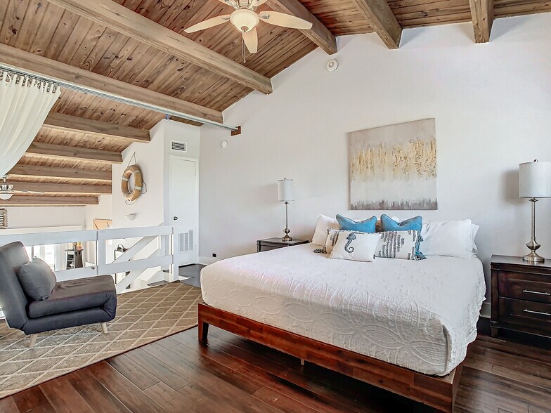 Loft Bedroom - 2951 S Highway A1A