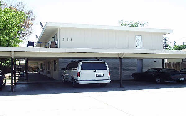 Primary Photo - 314 N Church St
