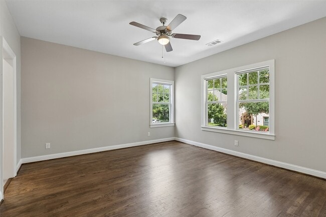 Building Photo - 6030 Vickery Blvd