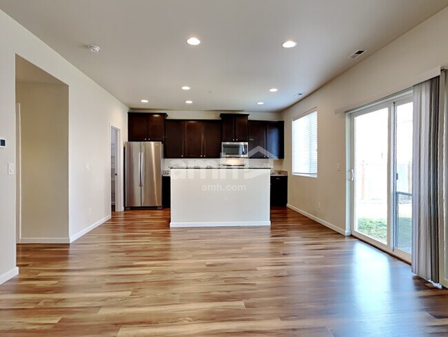 Building Photo - 2689 Justice Pl