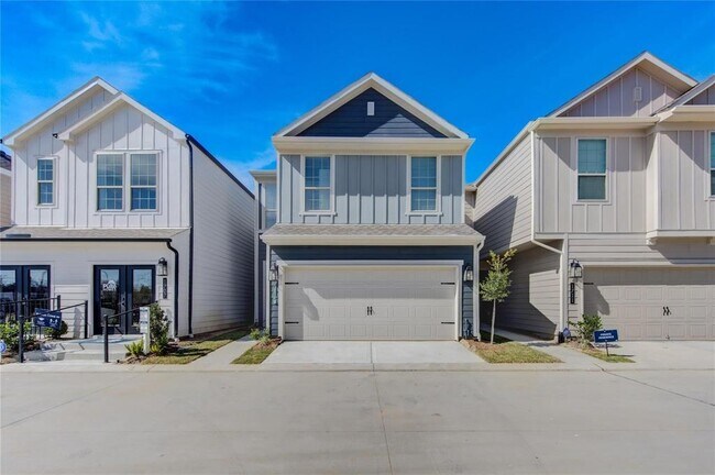 Building Photo - 1709 Summerlyn Ter Dr