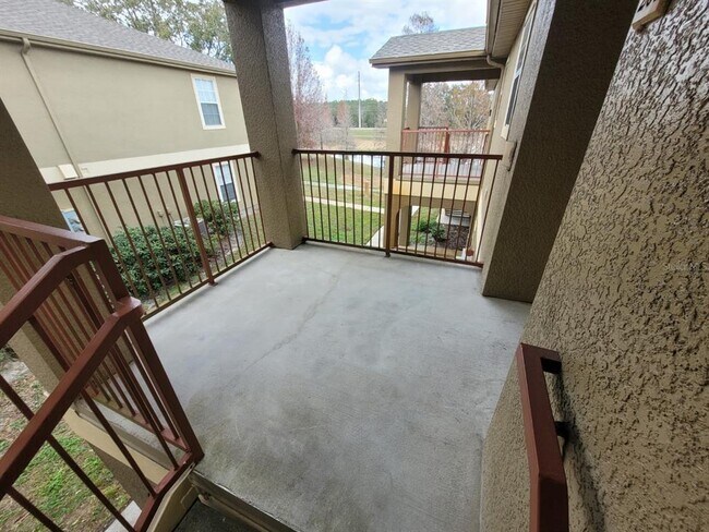 Building Photo - 36137 Lake Chase Blvd