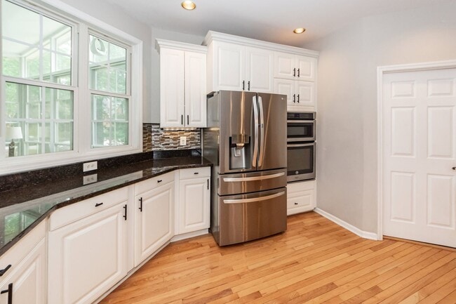 Building Photo - 2105 Williams Veneer Ct