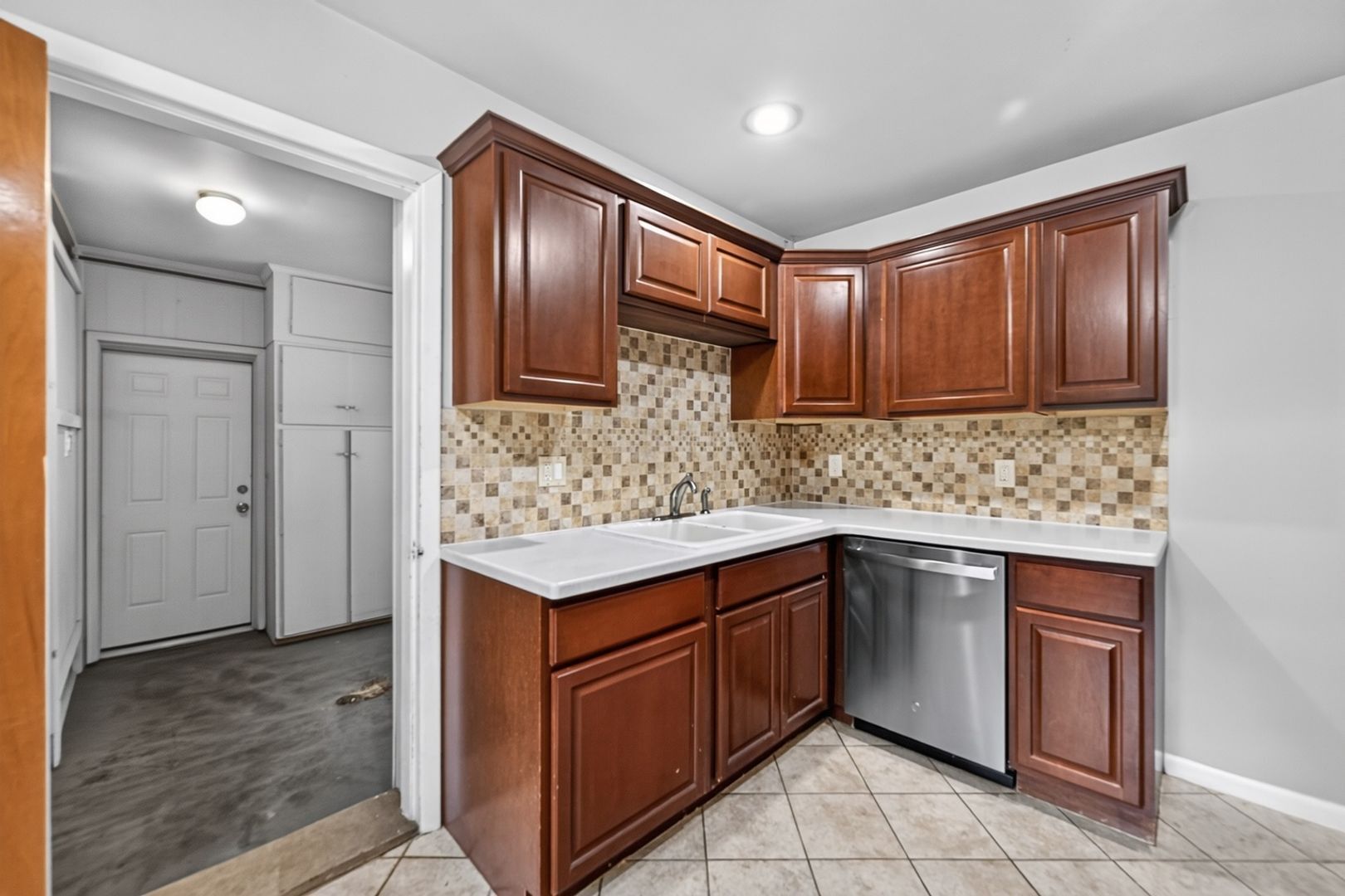 Building Photo - 20880 Avon Ln