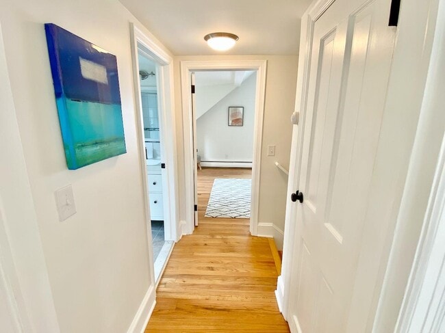 Building Photo - 31 Ziegler Ave