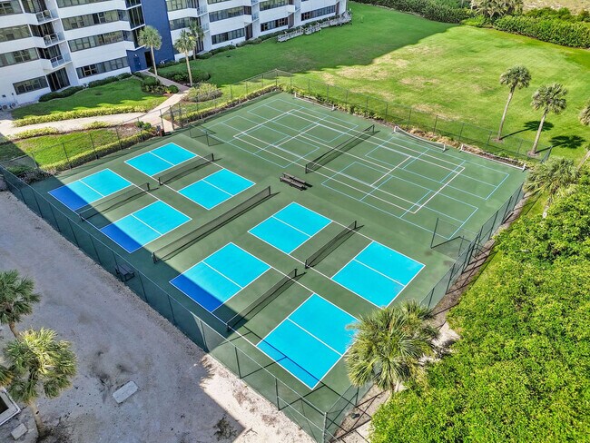 Building Photo - 58 N Collier Blvd