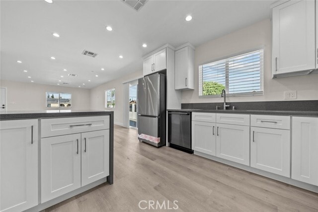 Building Photo - 11200 Saticoy St