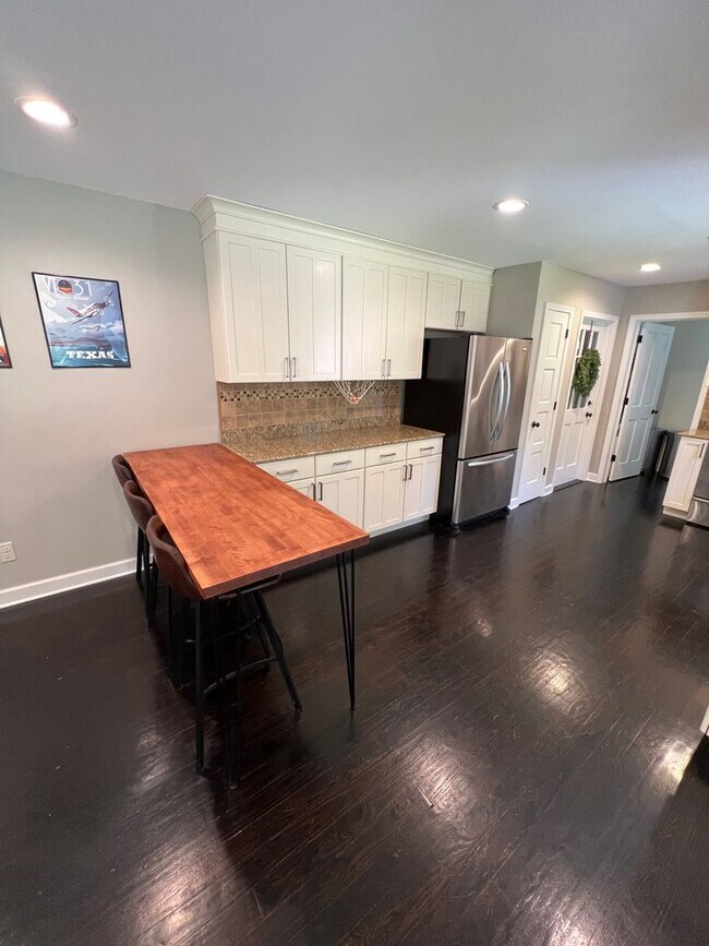 Building Photo - Splendid 3 Bed/2 Bath Home in North Pensacola