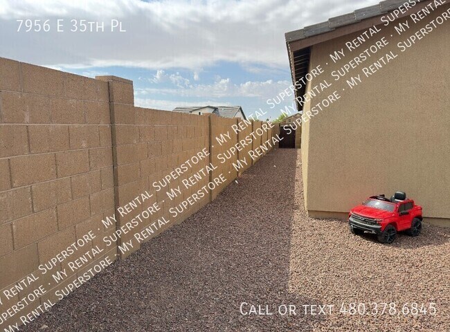 Building Photo - 7956 E 35th Pl