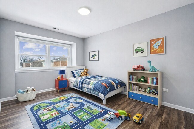 Building Photo - 10406 Waterford Dr