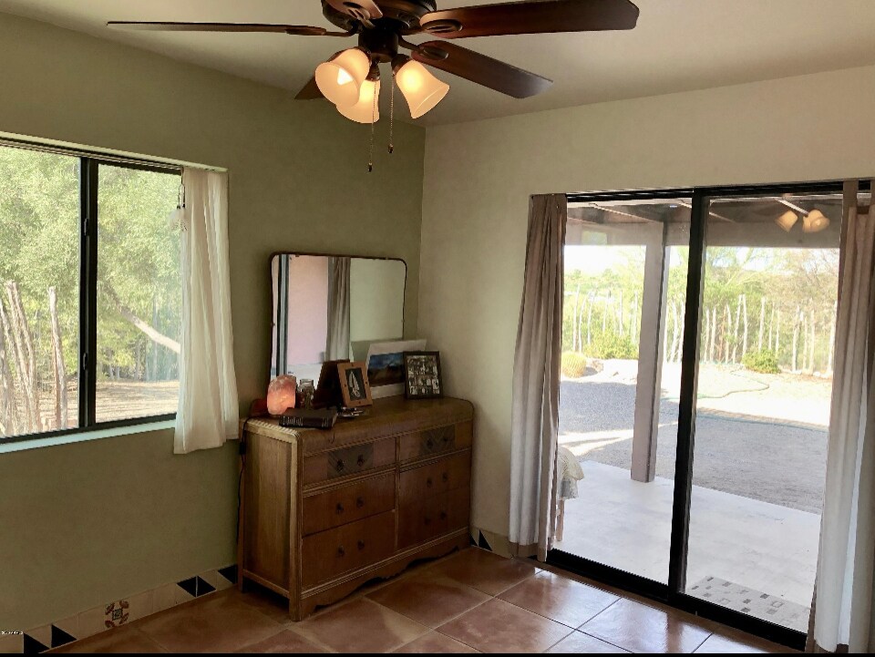 MASTER BEDROOM - 32731 W Jones Rd