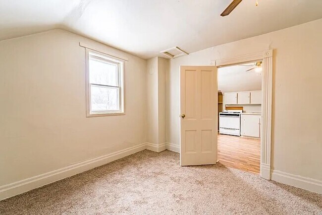 Building Photo - 629/631 Park Avenue