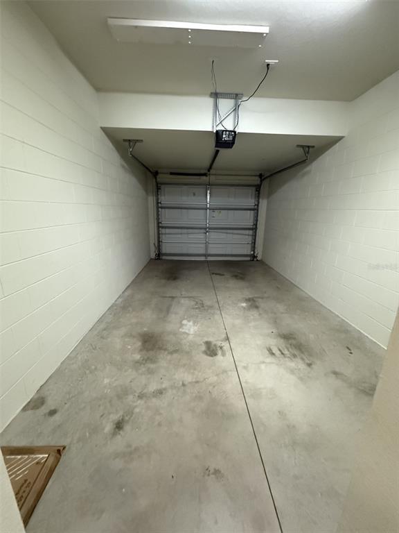Building Photo - 4401 SW 52nd Cir