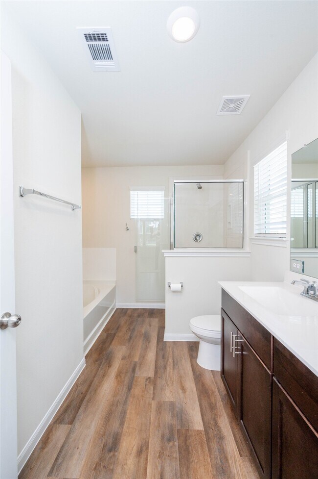 Building Photo - 11723 Armadale Dr