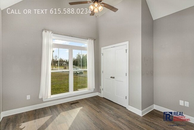 Building Photo - 1318 Summer Station Dr