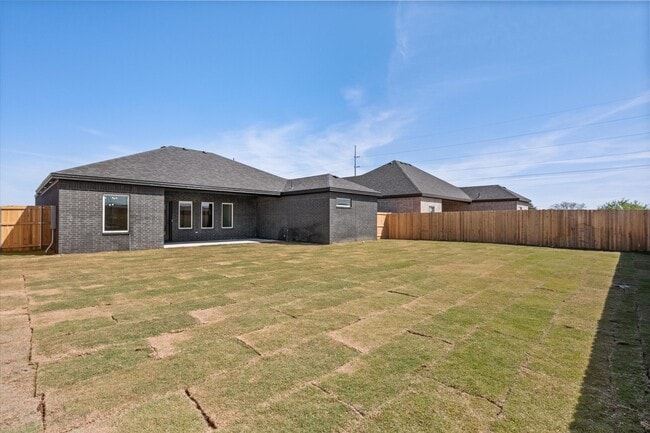 Building Photo - 14408 Kenosha Dr