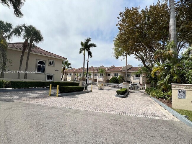 Building Photo - 10190 SW 88th St