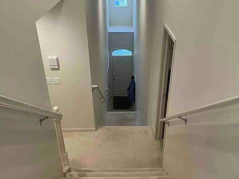 Stairwell to Enter - 3145 Asher Rd