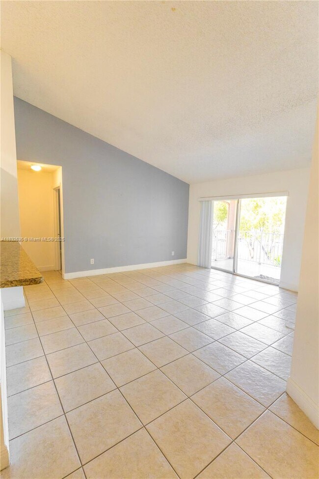 Building Photo - 15770 SW 106th Terrace
