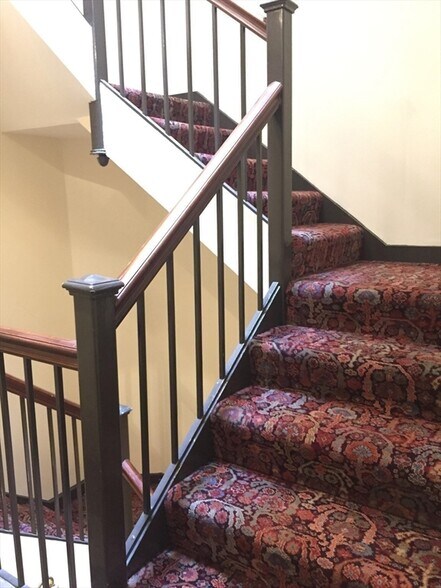 Building Photo - 20 Lime St