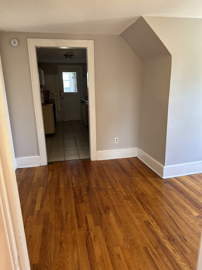 Building Photo - 15 LLC-44 Elm Street