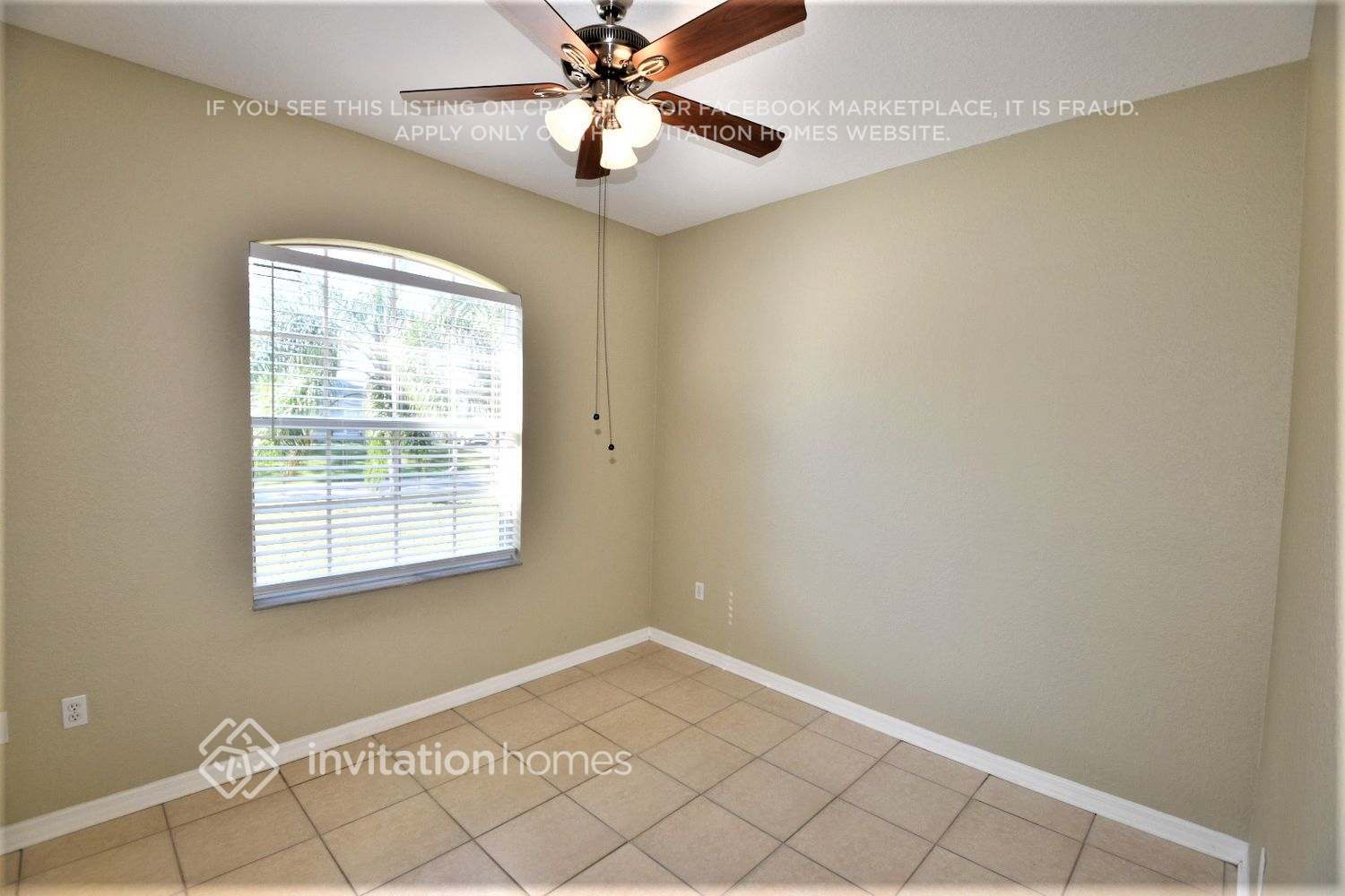 Building Photo - 2844 Wells Ave