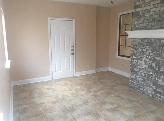 Building Photo - 1342 Summoner Ln