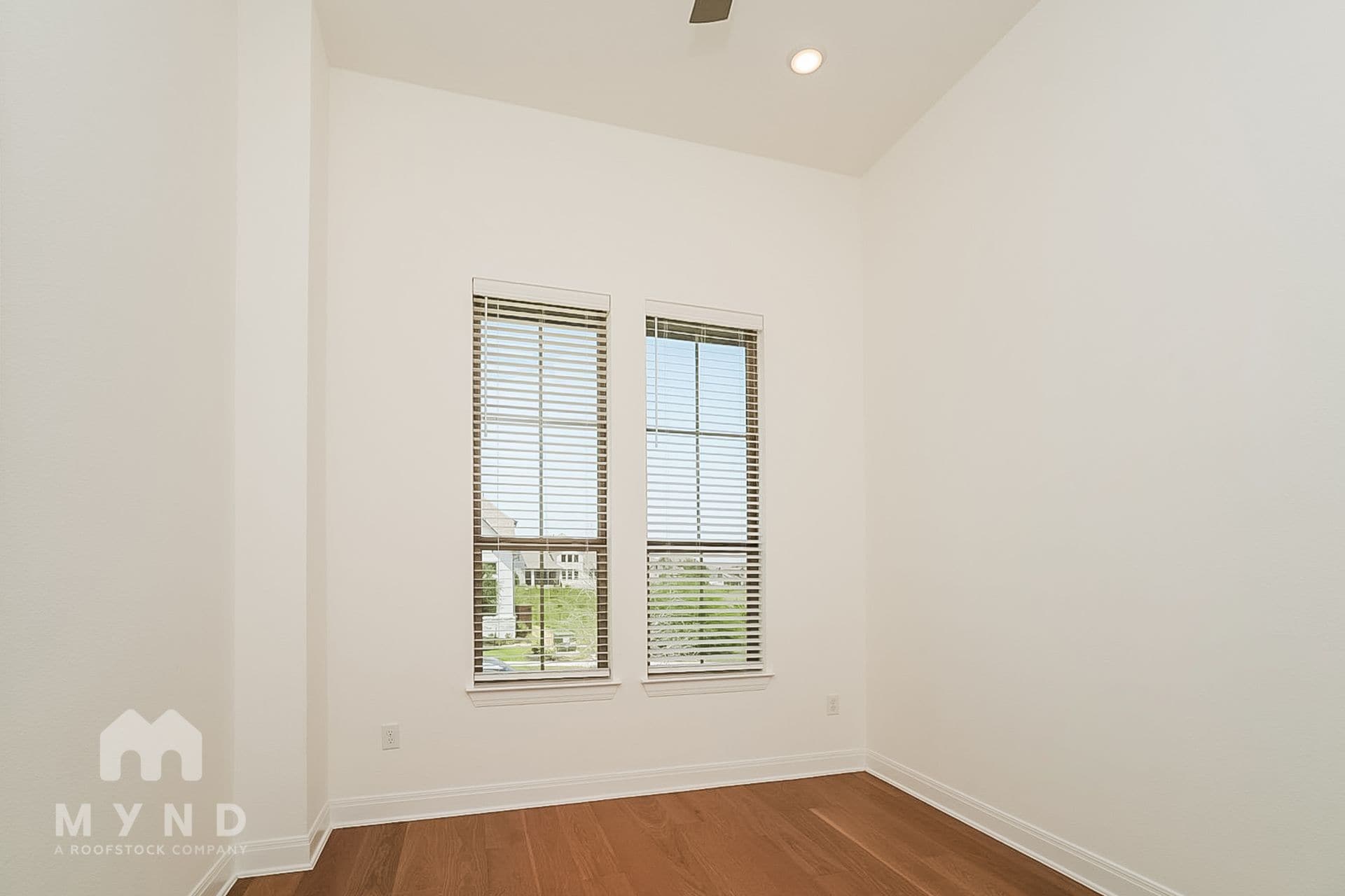 Building Photo - 17705 Chamoix Dr