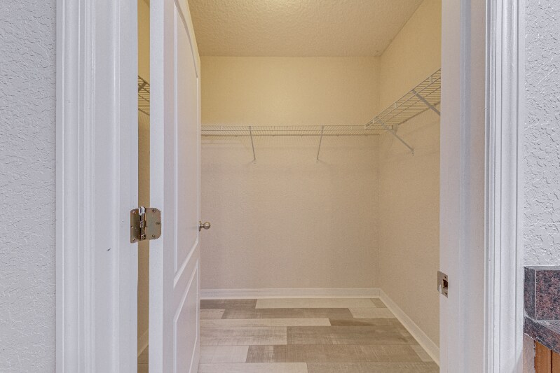 Building Photo - 16647 Broadford Ln