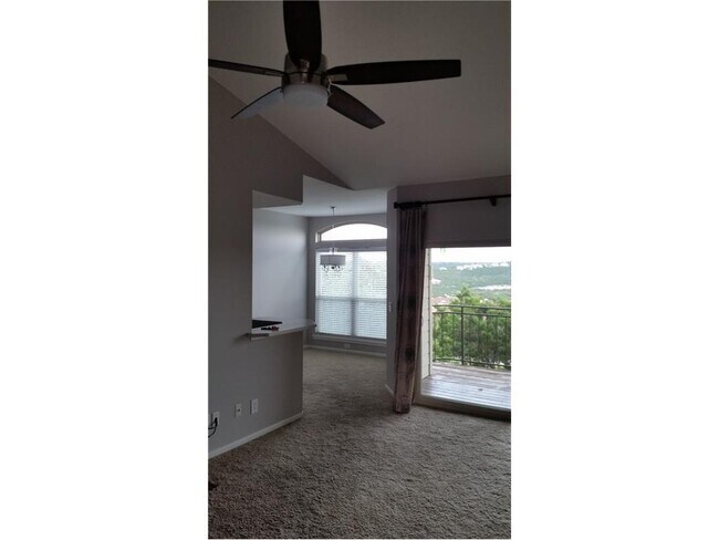 Building Photo - 6000-22 Shepherd Mountain Cove
