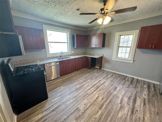 Building Photo - 74 M.L.K. Jr Dr