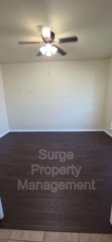 Building Photo - 312 Dover Heights Trail