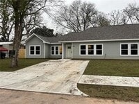 Building Photo - 505 Kosler Ln Cir