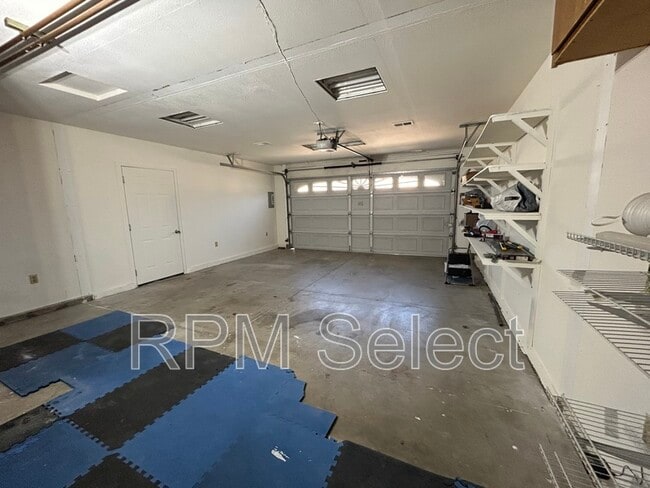 Building Photo - 5349 Vichy Cir