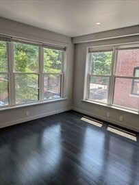 Building Photo - 3383 Washington St