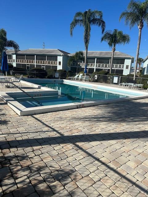 Building Photo - 1005 Knox McRae Dr