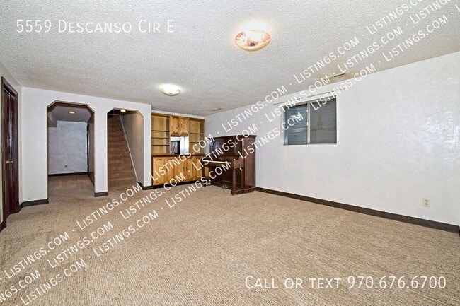 Building Photo - 5559 Descanso Cir E
