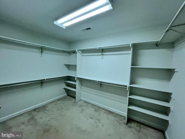 Building Photo - 7808 Hill House Ct