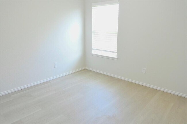 Building Photo - 3107 Andlor Hills Dr