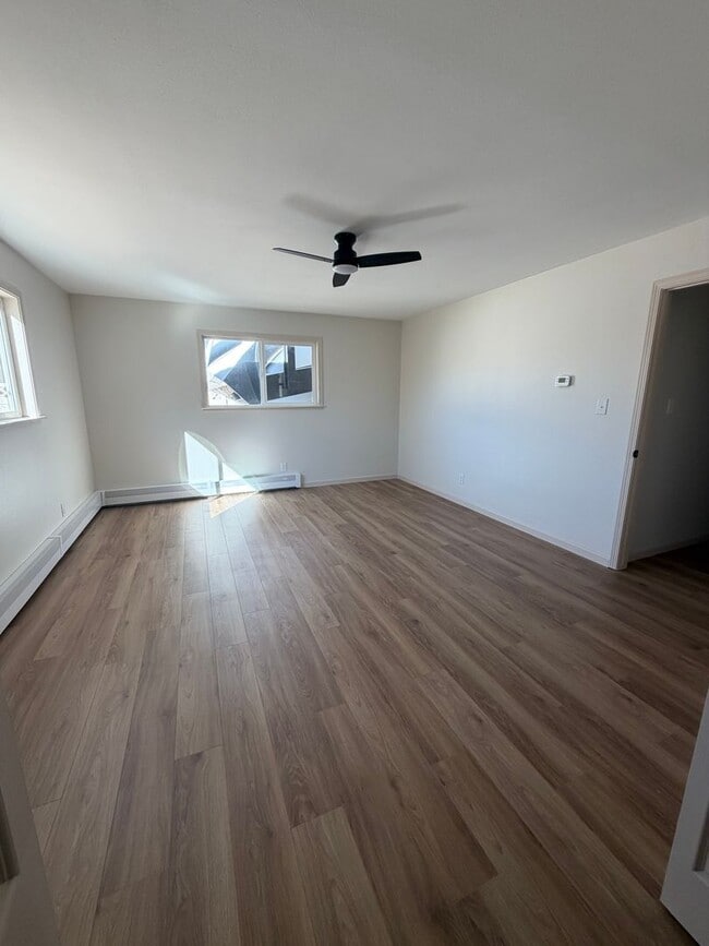 Building Photo - 509 Sonoma St