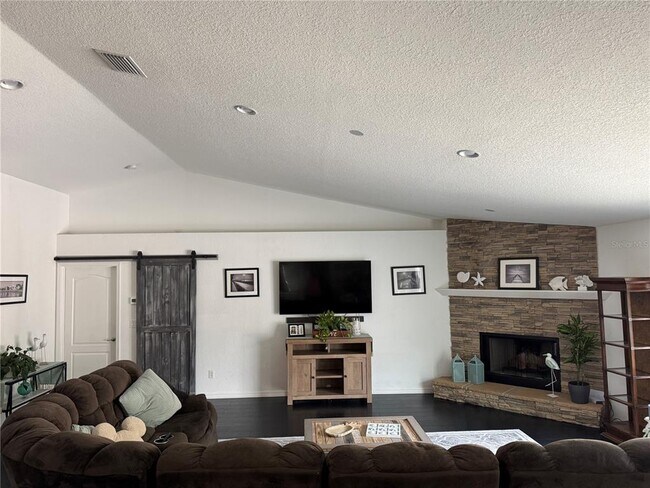 Building Photo - 5906 SW 172nd Loop
