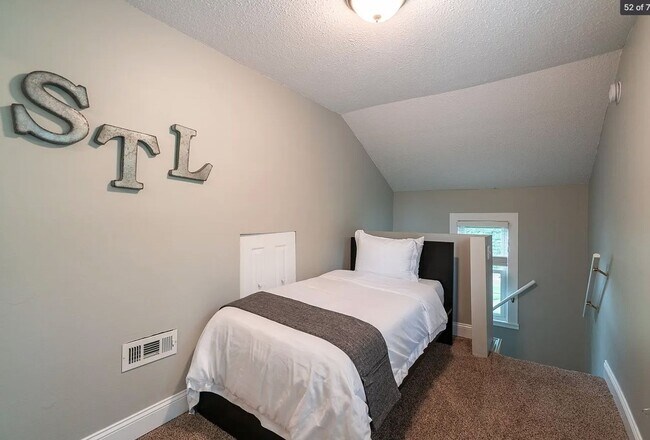 Building Photo - Prime Dogtown Home Near Forest Park w/Fenced Yard