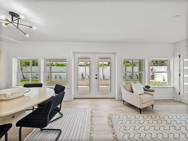 Building Photo - 6709 Cardinal Dr S