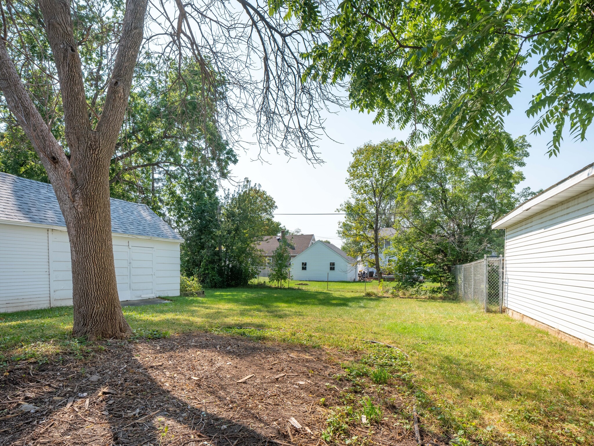 Building Photo - 1229 7th Ave SE