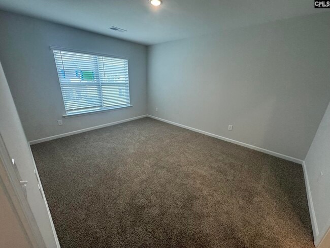 Building Photo - 125 Carr Ln