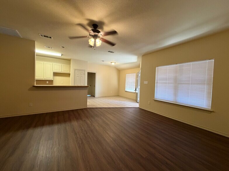 Building Photo - 5801 Swords Dr