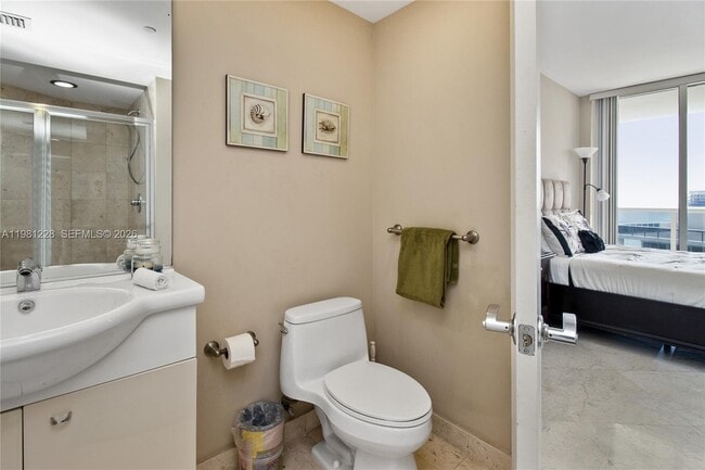 Building Photo - 1830 S Ocean Dr